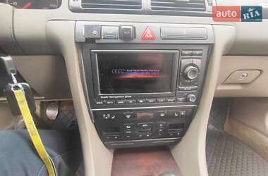 Седан Audi A6 2002 в 
