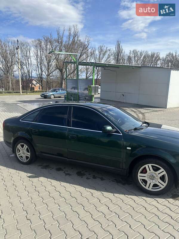 Седан Audi A6 1999 в Кицмани