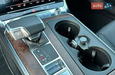 Седан Audi A6 2019 в 