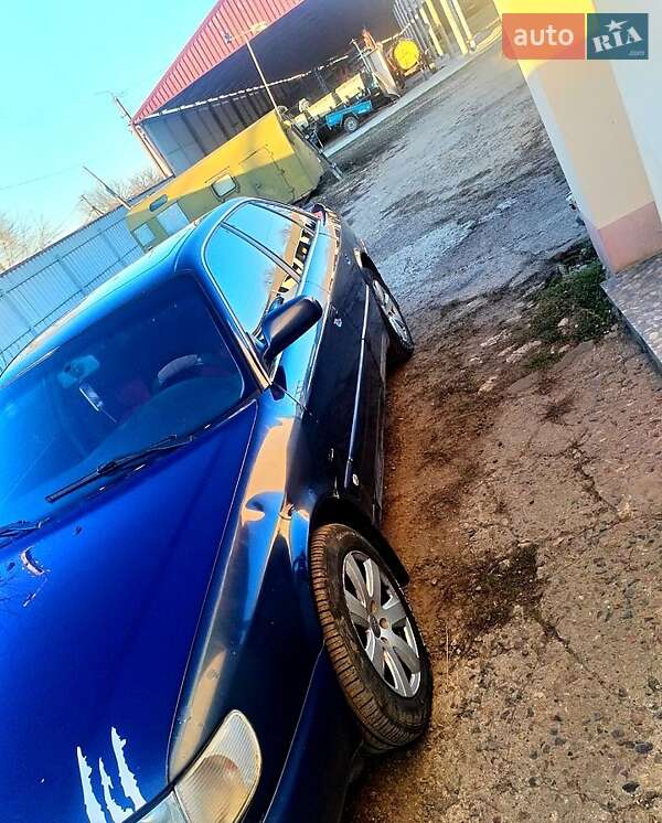 Седан Audi A6 1997 в Березовке фото 3 Седан Audi A6 1997 в Березовке