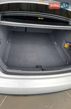 Седан Audi A6 2013 в 