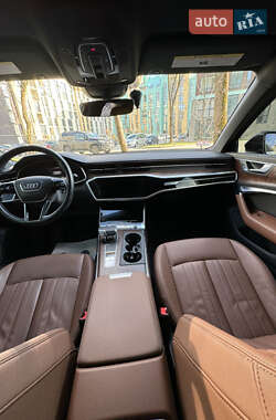 Седан Audi A6 2018 в 