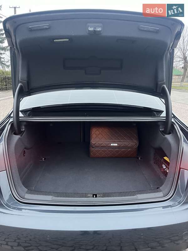 Седан Audi A6 2014 в Києві