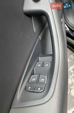 Седан Audi A6 2013 в 