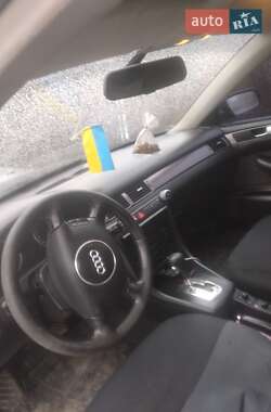 Седан Audi A6 2004 в 