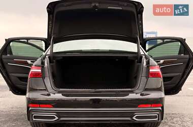 Седан Audi A6 2019 в 