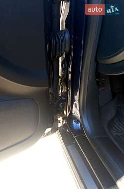 Универсал Audi A6 1998 в 