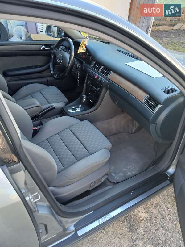Універсал Audi A6 2002 в Золочеві