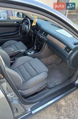 Универсал Audi A6 2002 в 