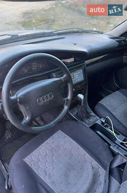Седан Audi A6 1995 в 