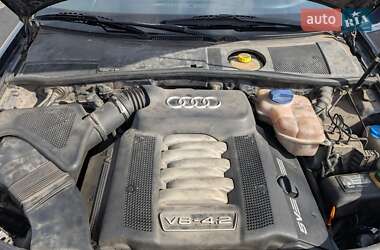 Седан Audi A6 2000 в 