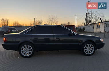 Седан Audi A6 1995 в 