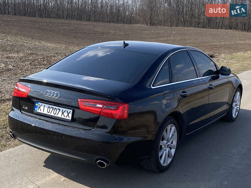 Седан Audi A6 2012 в Киеве