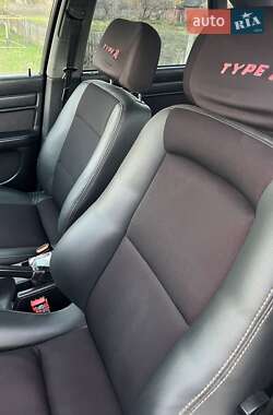 Седан Audi A6 1994 в 