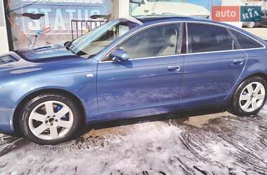 Седан Audi A6 2004 в 