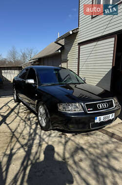 Седан Audi A6 2001 в 
