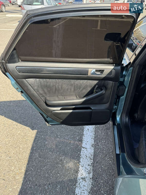 Седан Audi A6 1998 в Черновцах