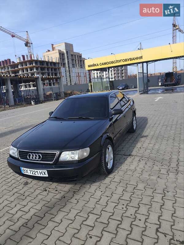 Седан Audi A6 1995 в 