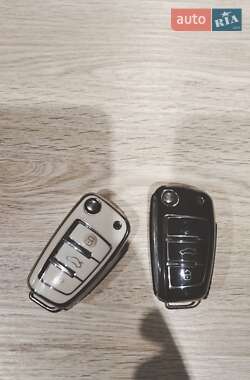 Седан Audi A6 2004 в 