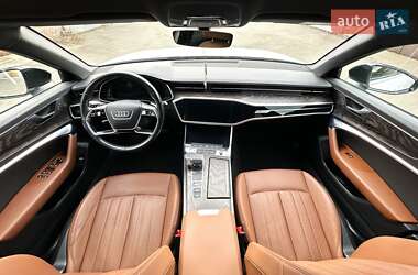 Седан Audi A6 2020 в 
