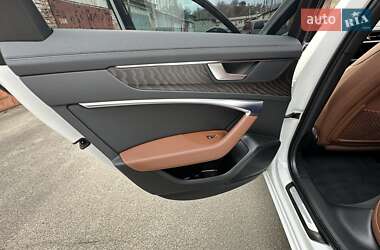 Седан Audi A6 2020 в 