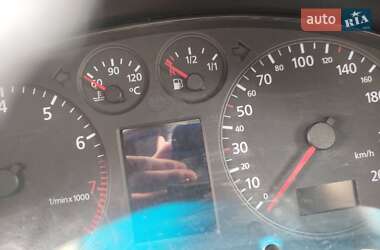 Универсал Audi A6 2000 в 