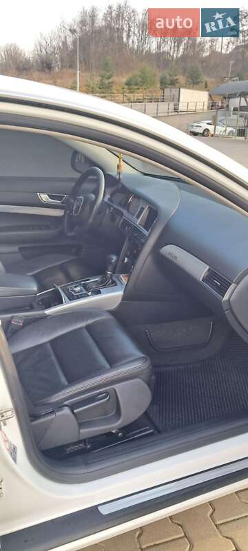 Седан Audi A6 2010 в Глибокій