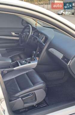 Седан Audi A6 2010 в 