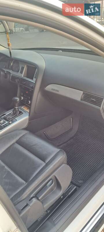Седан Audi A6 2010 в Глибокій