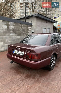 Седан Audi A6 1996 в 