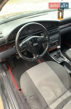 Седан Audi A6 1996 в 