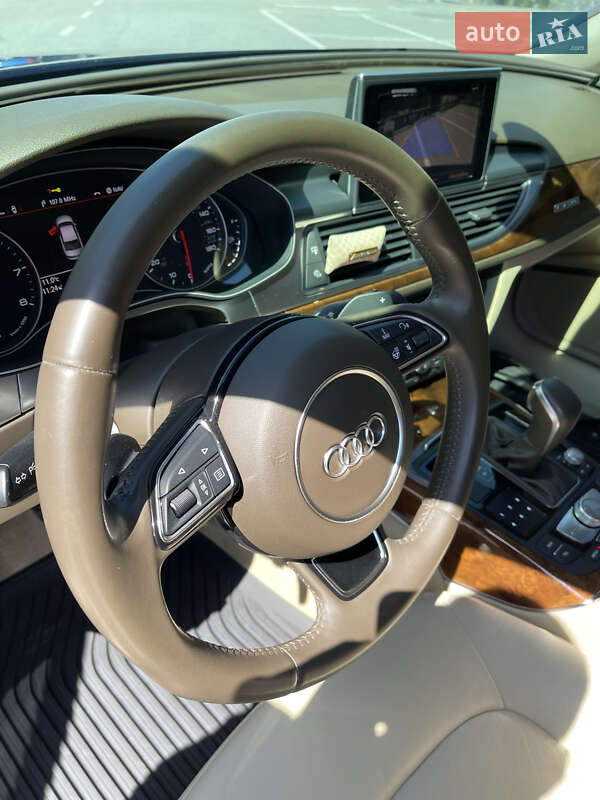 Седан Audi A6 2015 в Киеве