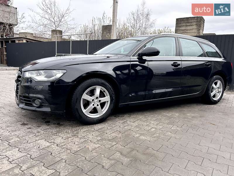 Универсал Audi A6 2012 в Киеве
