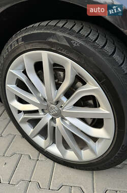 Седан Audi A6 2014 в Львове