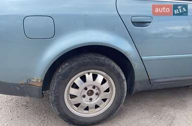 Седан Audi A6 1998 в 