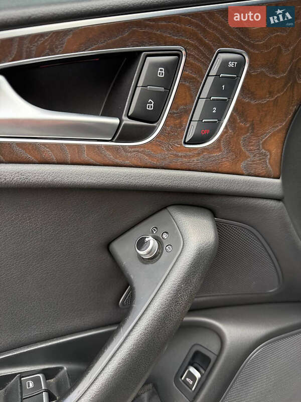 Седан Audi A6 2015 в Глухові