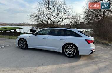 Универсал Audi A6 2018 в 