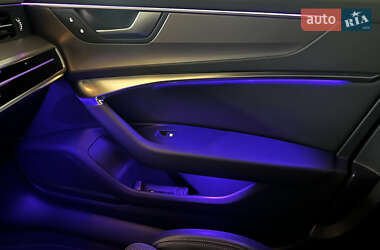 Универсал Audi A6 2019 в 