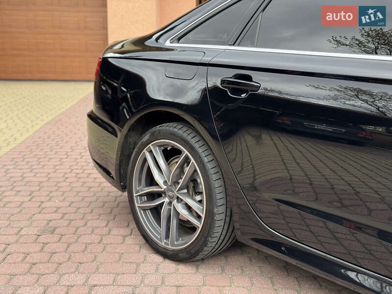 Седан Audi A6 2018 в Мукачево