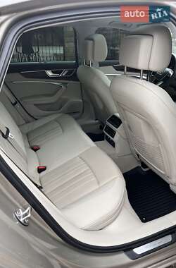 Седан Audi A6 2019 в 
