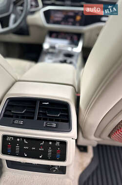 Седан Audi A6 2019 в 