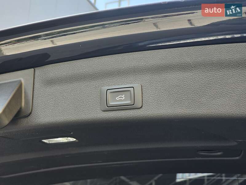 Универсал Audi A6 2018 в Киеве
