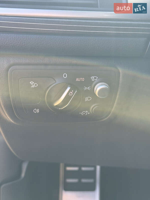 Седан Audi A6 2015 в Ивано-Франковске