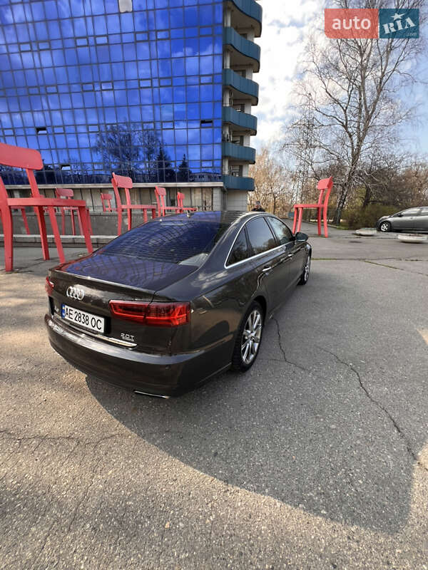 Седан Audi A6 2015 в Дніпрі