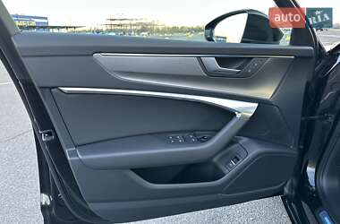 Седан Audi A6 2022 в 