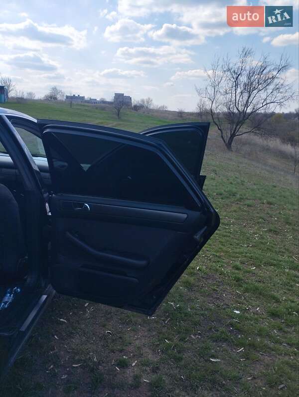 Седан Audi A6 2000 в Долинській