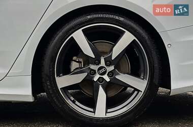Седан Audi A6 2020 в 