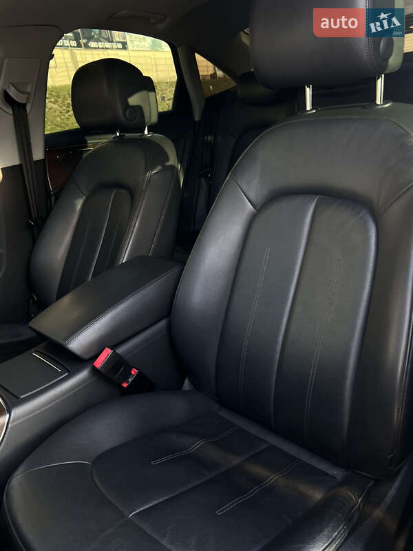 Седан Audi A6 2015 в Одессе