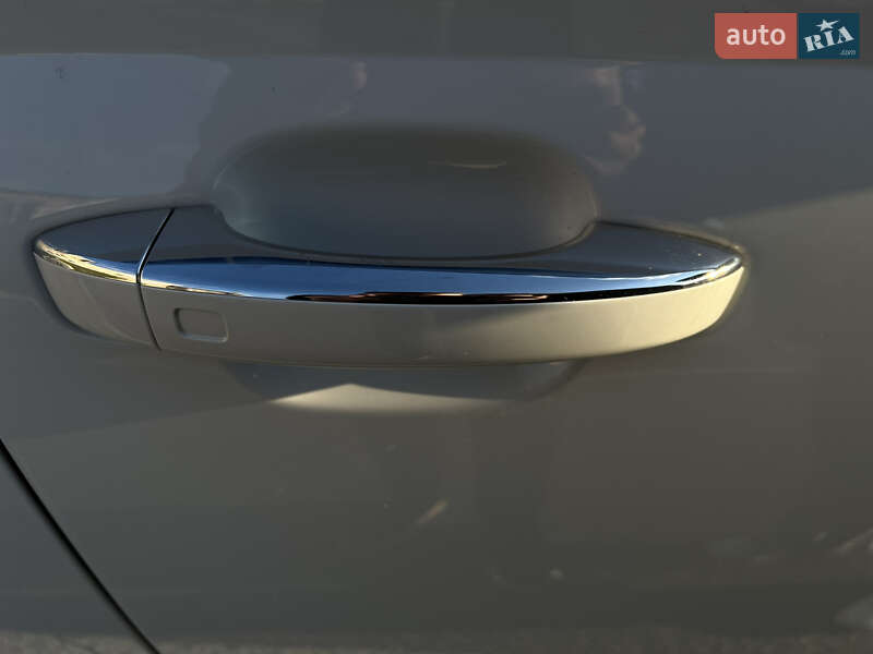 Седан Audi A6 2015 в Одессе