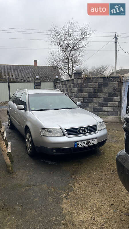Универсал Audi A6 2001 в Гоще